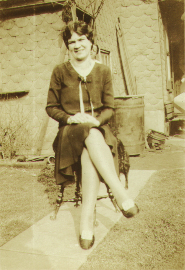 Elizabeth Julia Rudolph in her early 20s